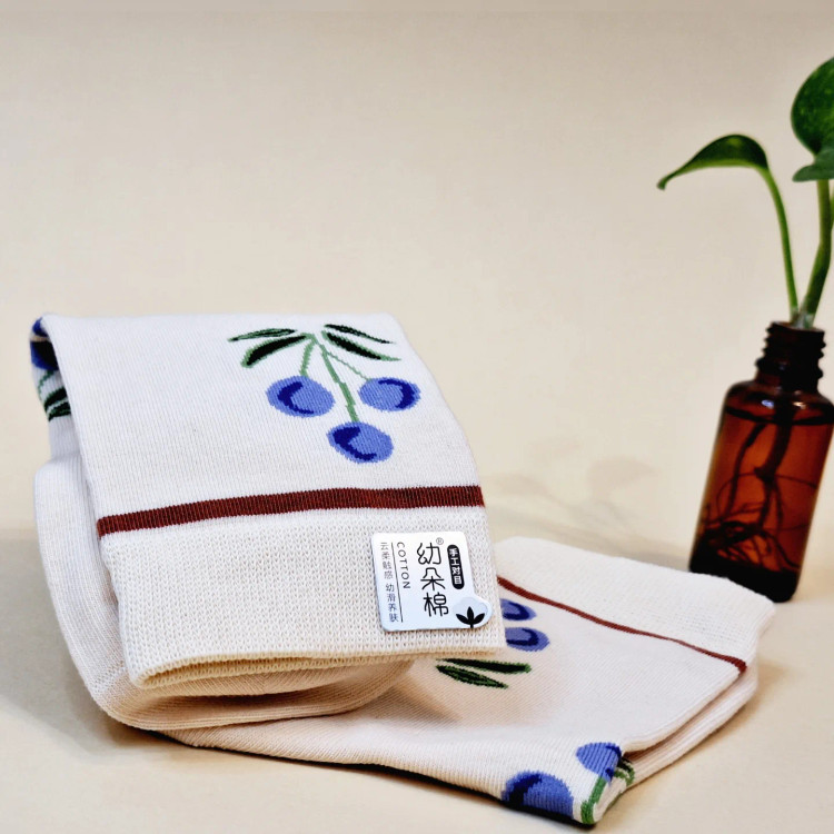 جوراب ساقدار فانتزی زنانه با طرح میوه ها