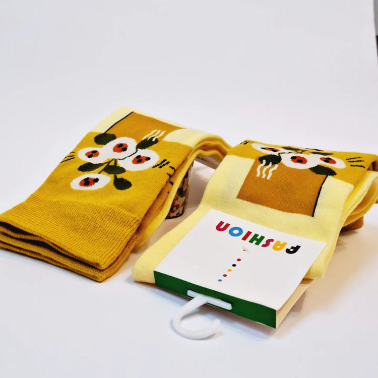 خرید جوراب ساق بلند زنانه شیک