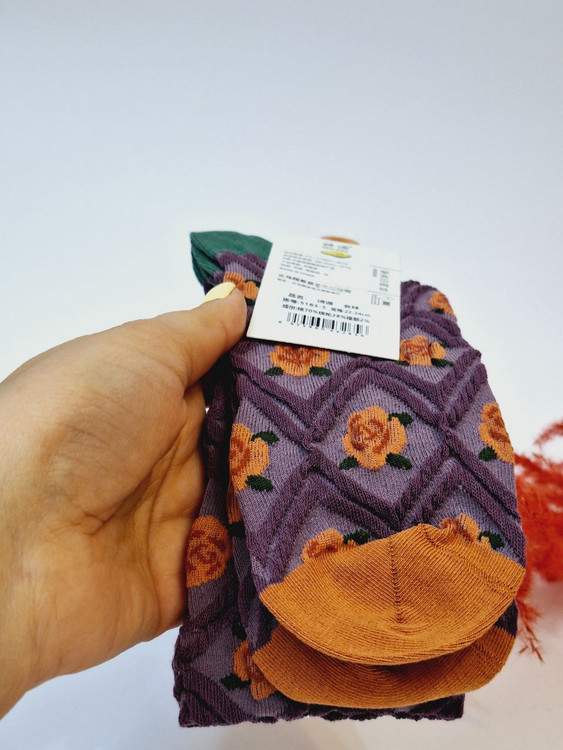 خرید جوراب ساقدار زنانه خارجی