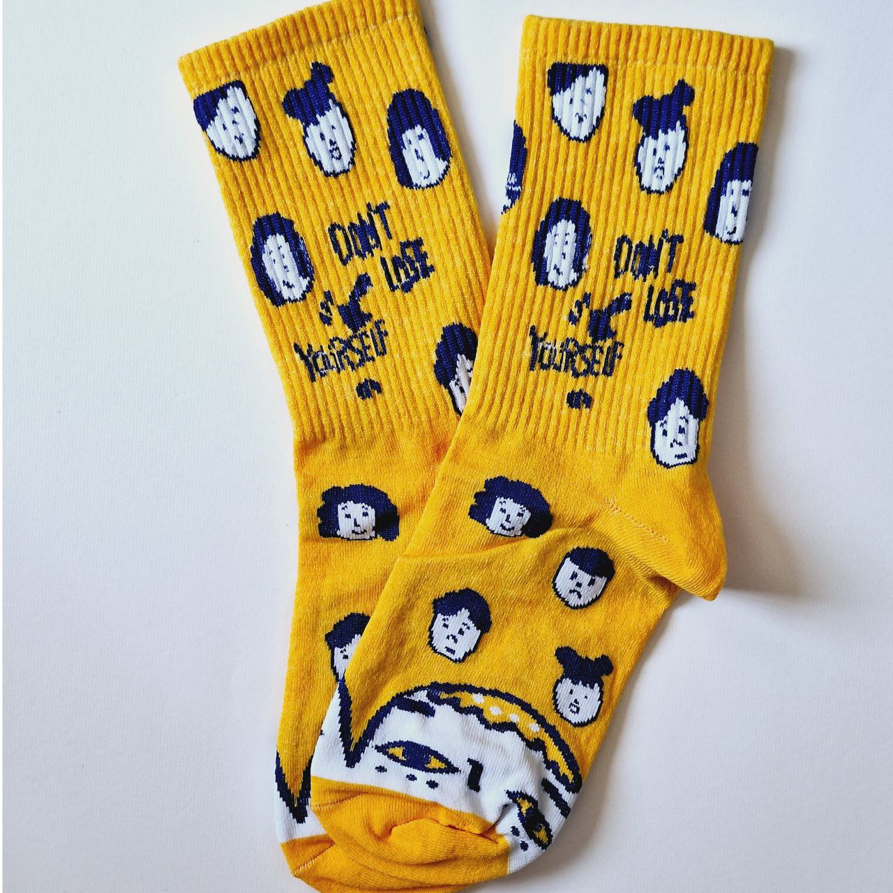 جوراب ساقدار بلند فانتزی با طرح خاص