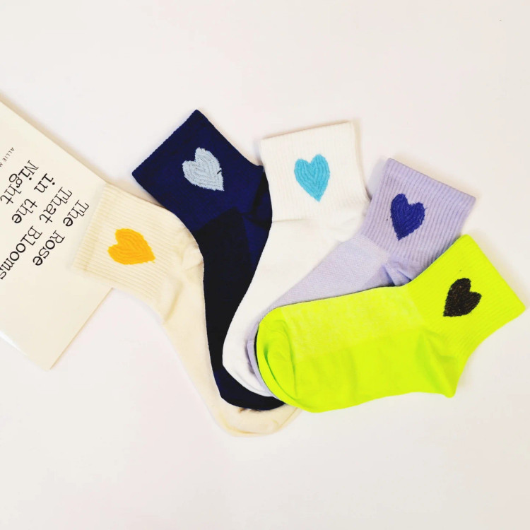 جوراب نیم ساق زنانه قلبی