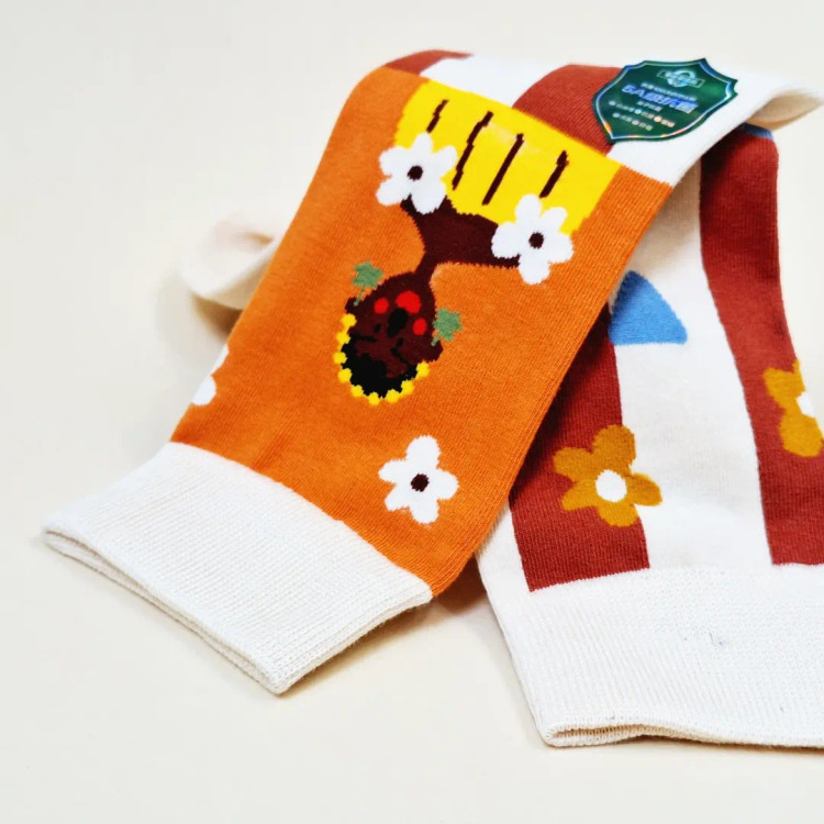 خرید جوراب ساقدار فانتزی زنانه خارجی