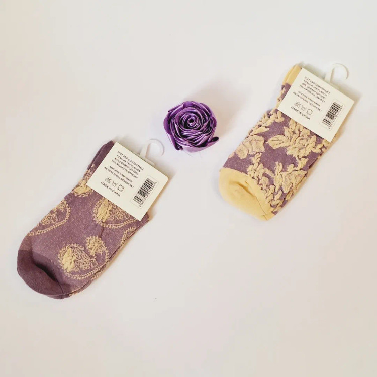 جوراب ساقدار زنانه (گل برجسته)