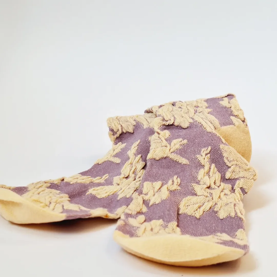 جوراب ساقدار زنانه طرح برجسته خارجی