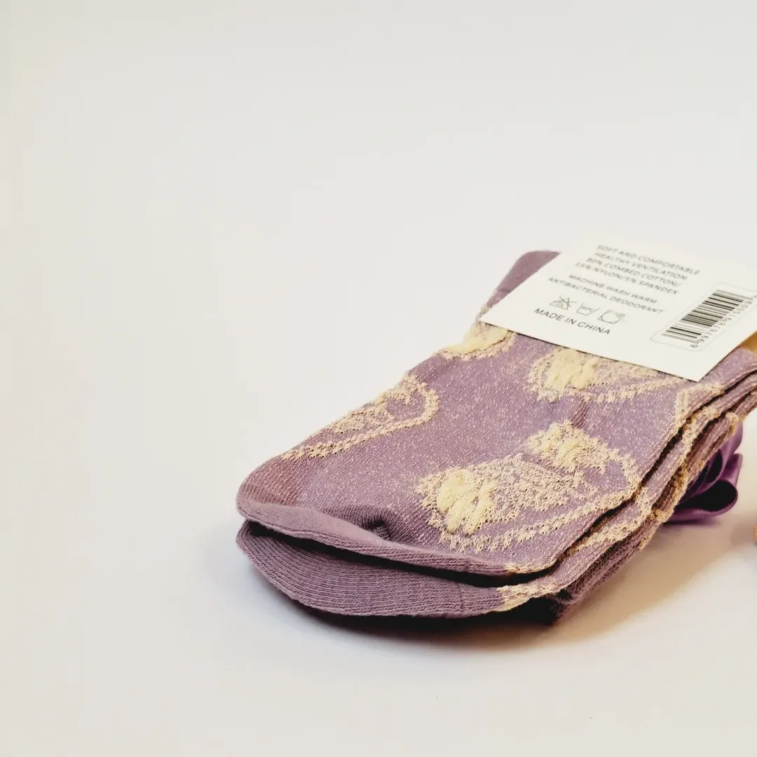 خرید آنلاین جوراب فانتزی و ساق بلند زنانه