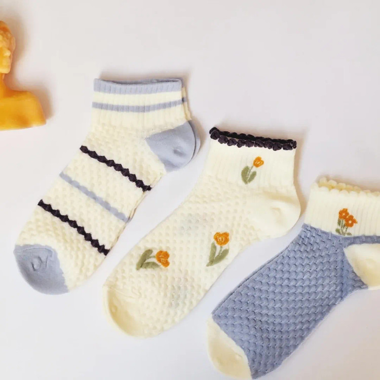 خرید جوراب نیم ساق زنانه (طرح لاله بهاری)