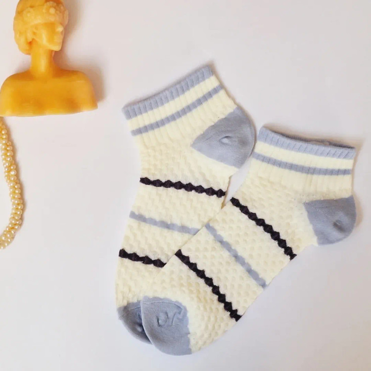 خرید جوراب نیم ساق زنانه فانتزی وارداتی باکیفیت بالا