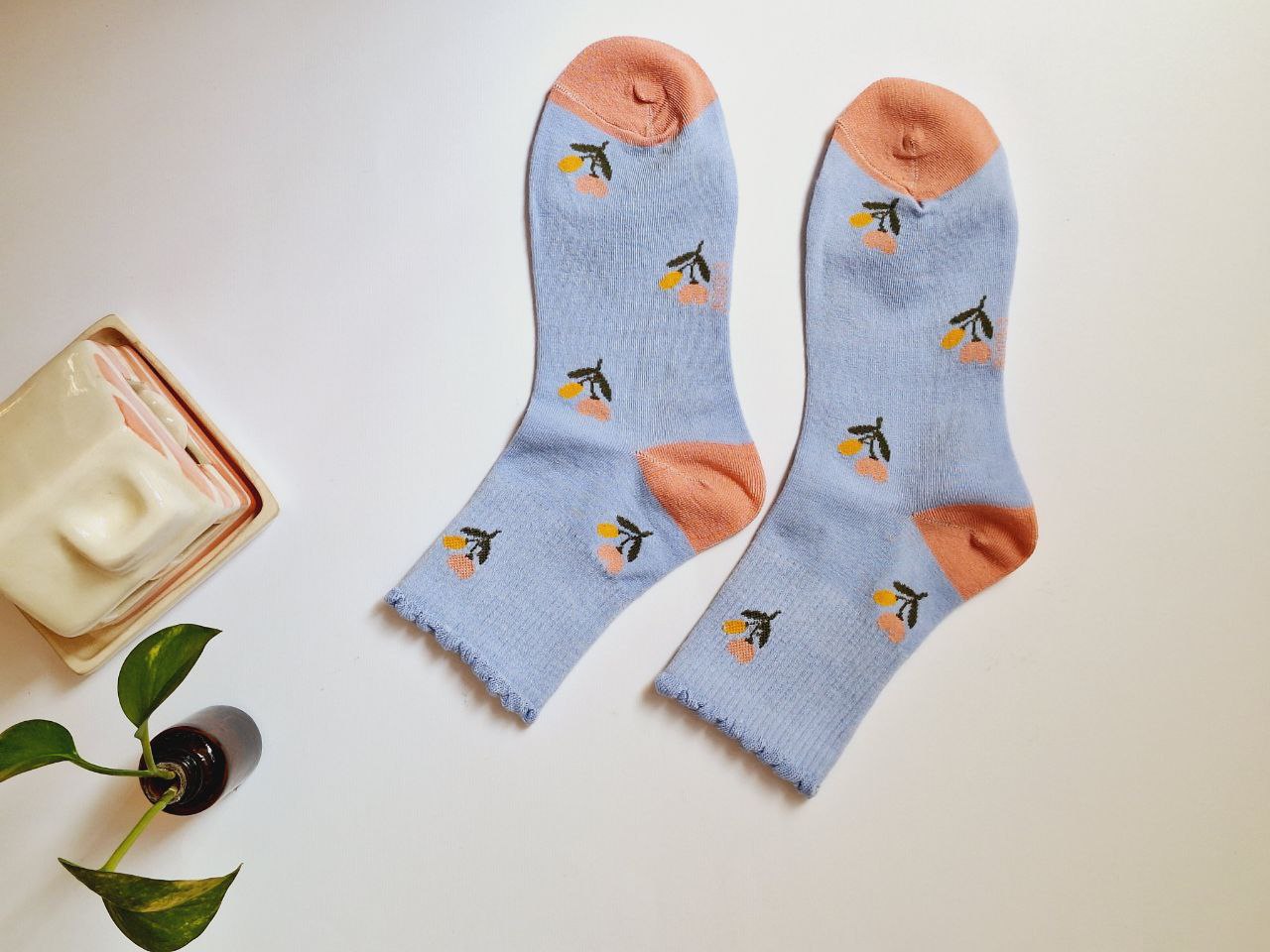 جوراب نیم‌ساق زنانه فانتزی با طرح گل