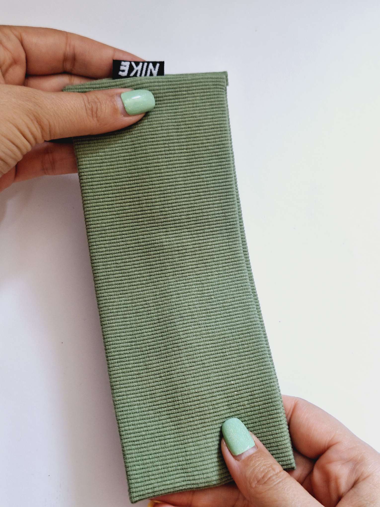 هدبند ورزشی زنانه