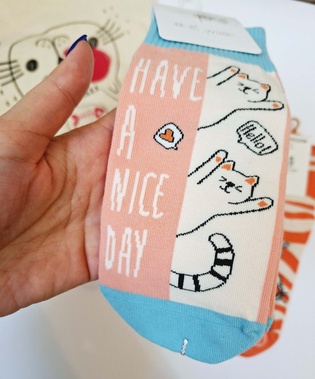 خرید جوراب زنانه فانتزی با طرح بامزه و شیک خارجی