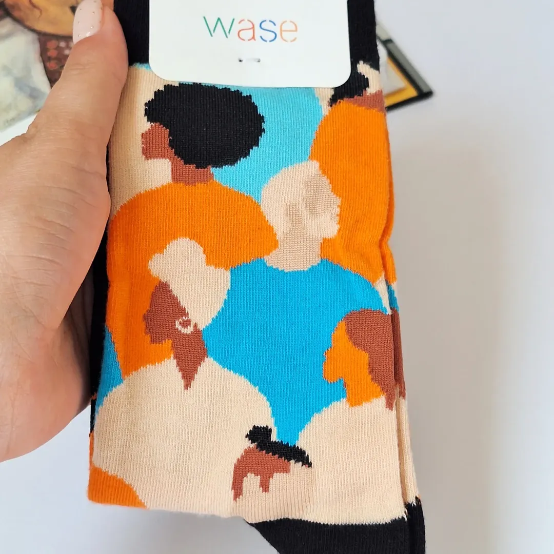 خرید جوراب زنانه نخی با قیمت خوب