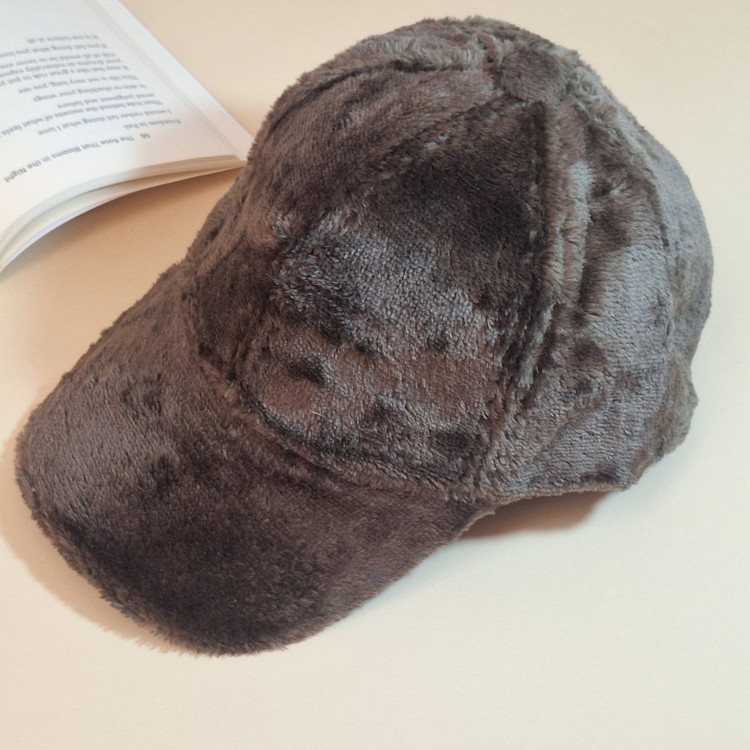 خرید آنلاین کلاه بیسبالی زمستونی