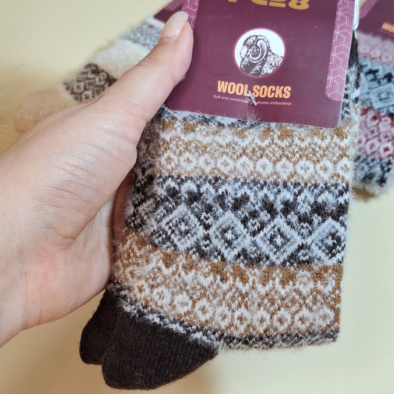 خرید جوراب زمستانی زنانه