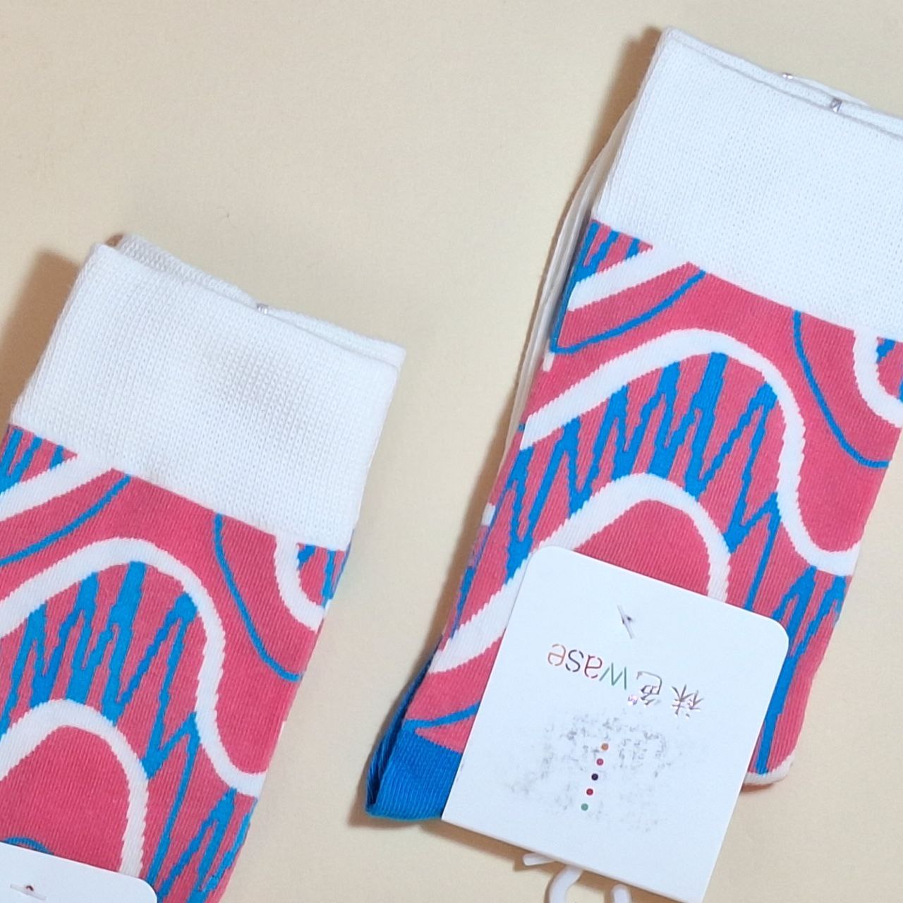 خرید آنلاین جوراب فانتزی و خاص زنانه