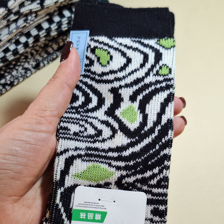 خرید جوراب زمستانی بافت نازک شیک