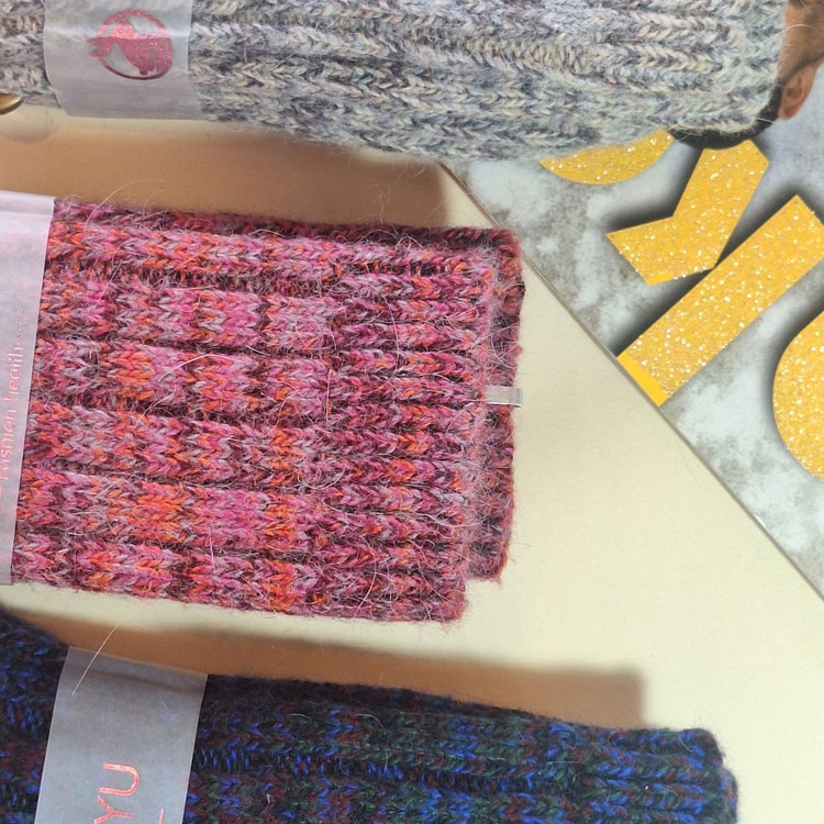 خرید آنلاین جوراب زمستانی با تخفیف