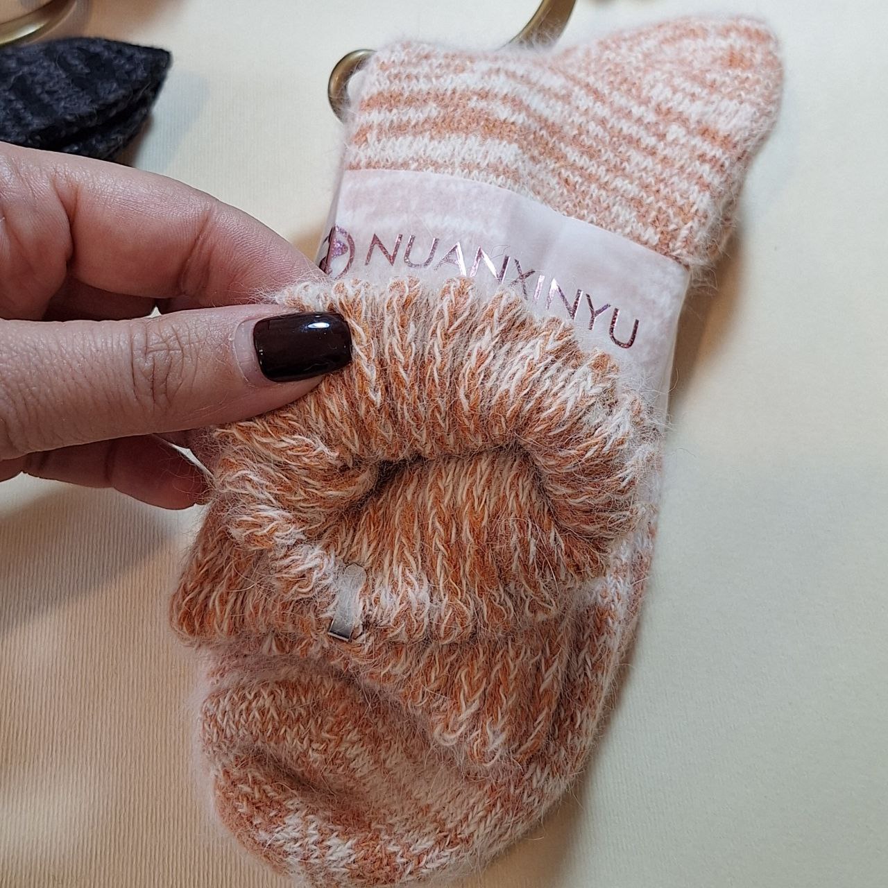 خرید جوراب گرم زنانه