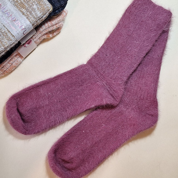 خرید جوراب گرم زمستانی خارجی