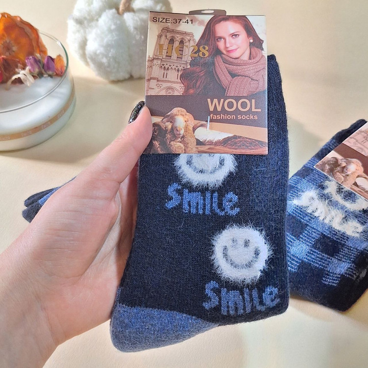 خرید جوراب فانتزی زمستونی زنانه قیمت مناسب