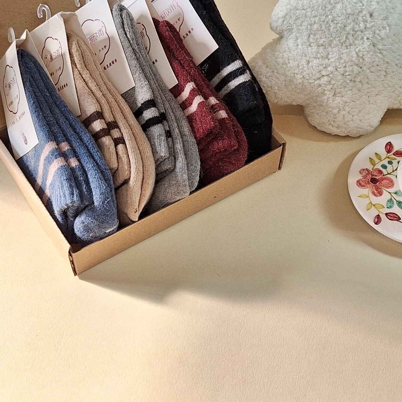 جوراب ساقدار زمستانی (طرح دونه برف)