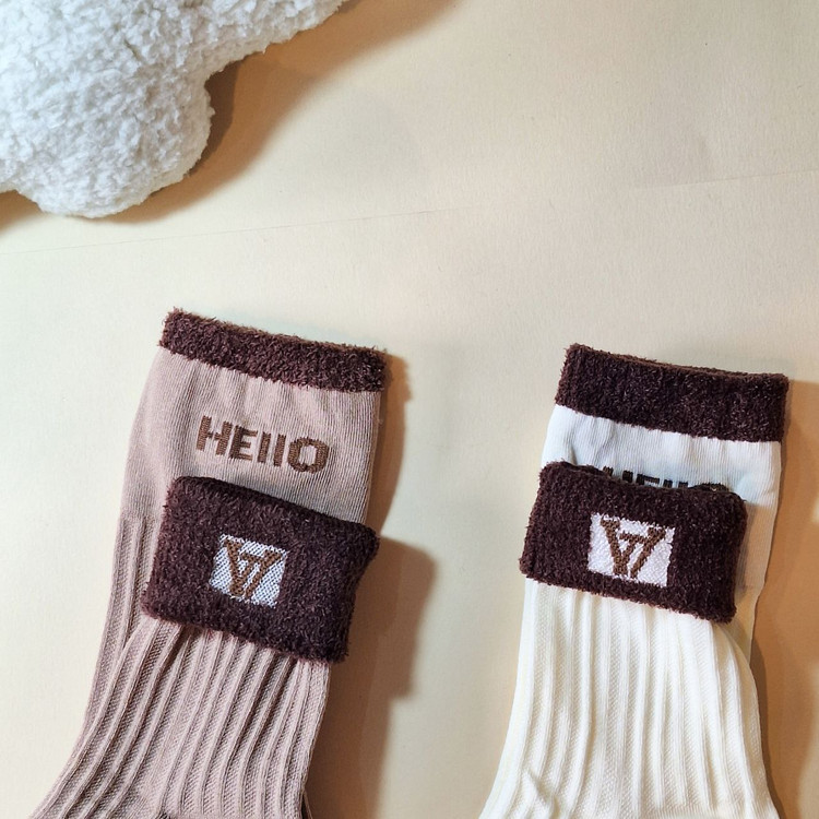 خرید جوراب زمستانی ساقدار زنانه وارداتی Youna نرم، گرم و بادوام