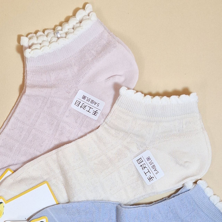 خرید آنلاین جوراب زنانه مچی لبدالبری شیک با بهترین قیمت