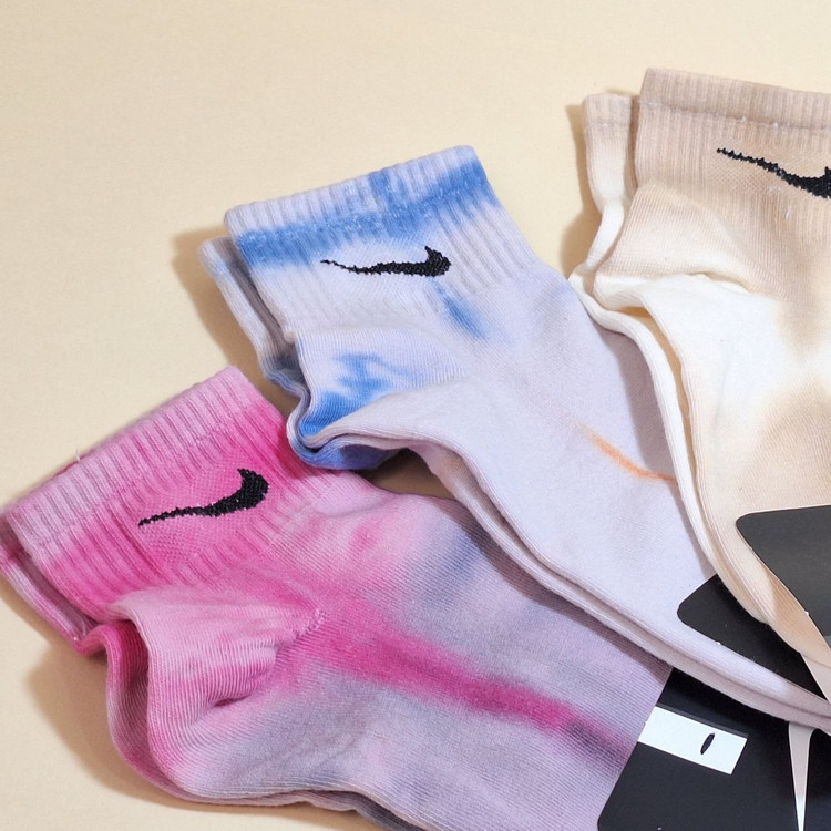 قیمت جوراب نیمساق زنانه آبرنگی مناسب باشگاه و روزمره