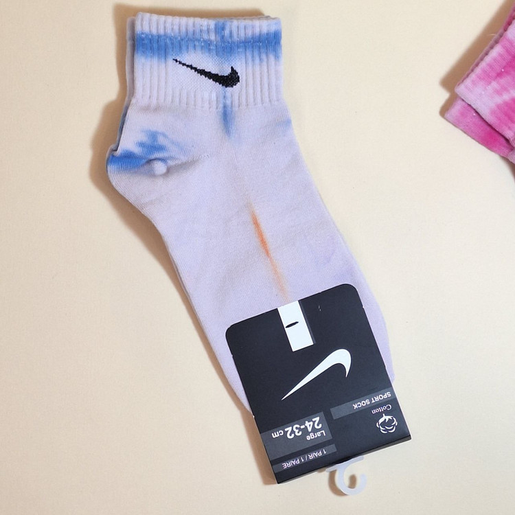 خرید اینترنتی جوراب نیمساق زنانه آبرنگی با قیمت مناسب