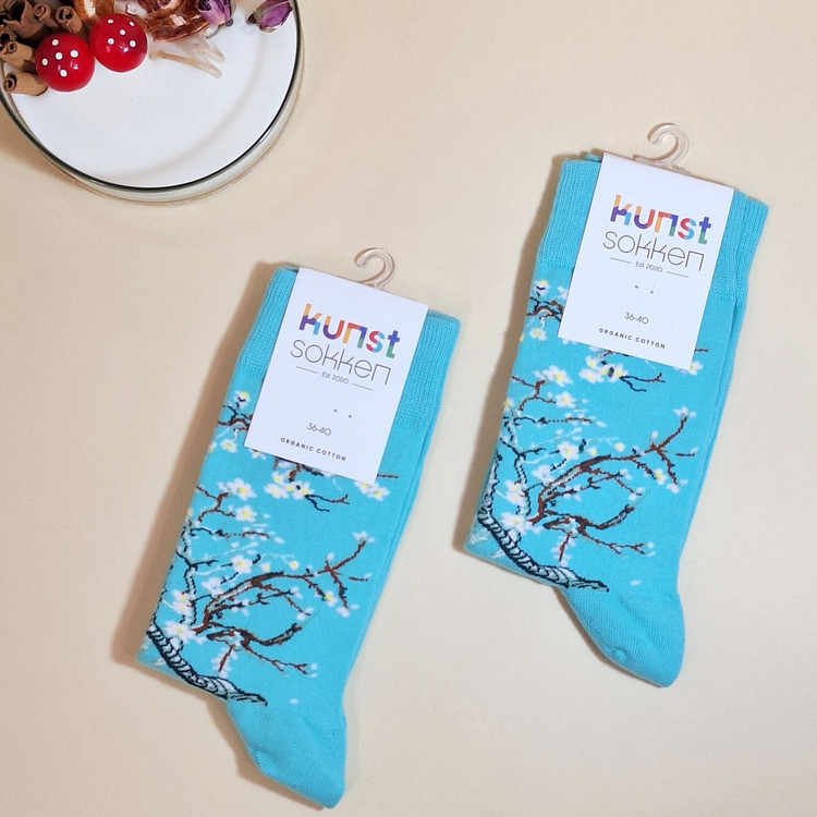 خرید جوراب ساقدار زنانه طرح شکوفه بادام با قیمت مناسب