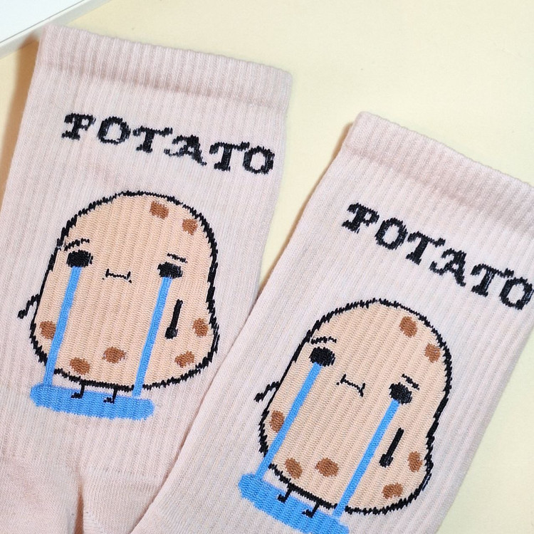 خرید جوراب ساقدار زنانه با طرح خاص