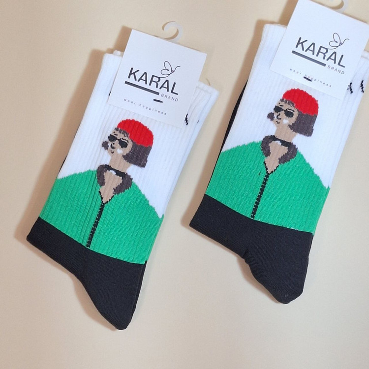 جوراب یونیسکس ساقدار لئون و ماتیلدا مناسب خانمها و آقایان با قیمت مناسب